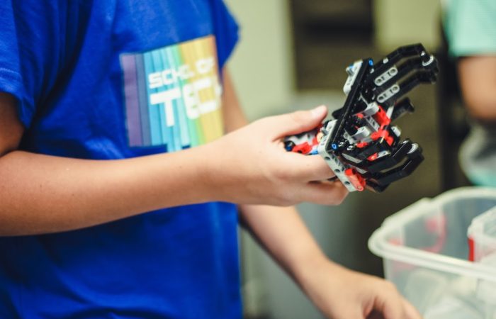 Academia de Tecnología para niños entre 6 y 16 años.